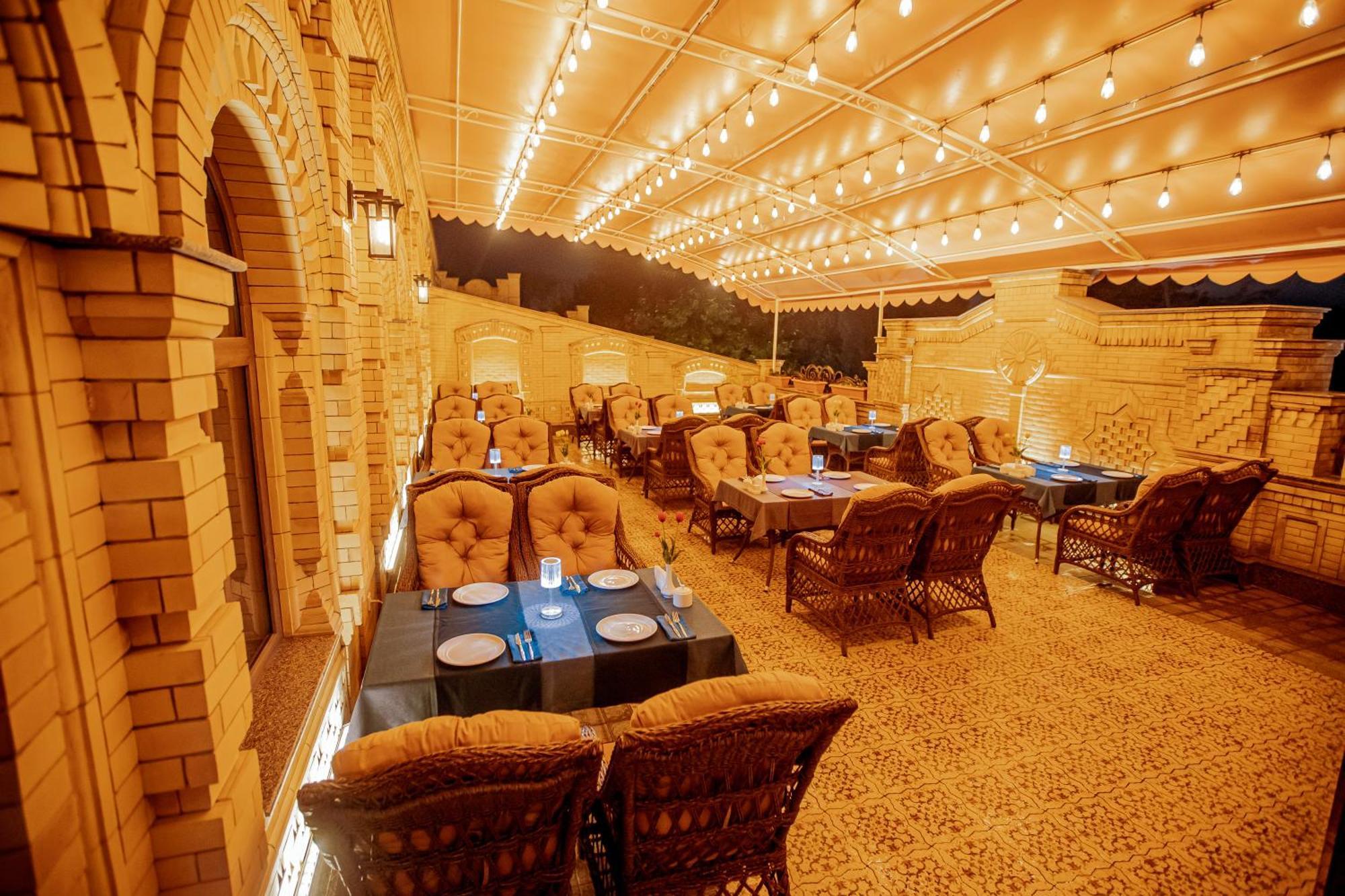 Hotel Silk Road Empire Samarkand Esterno foto