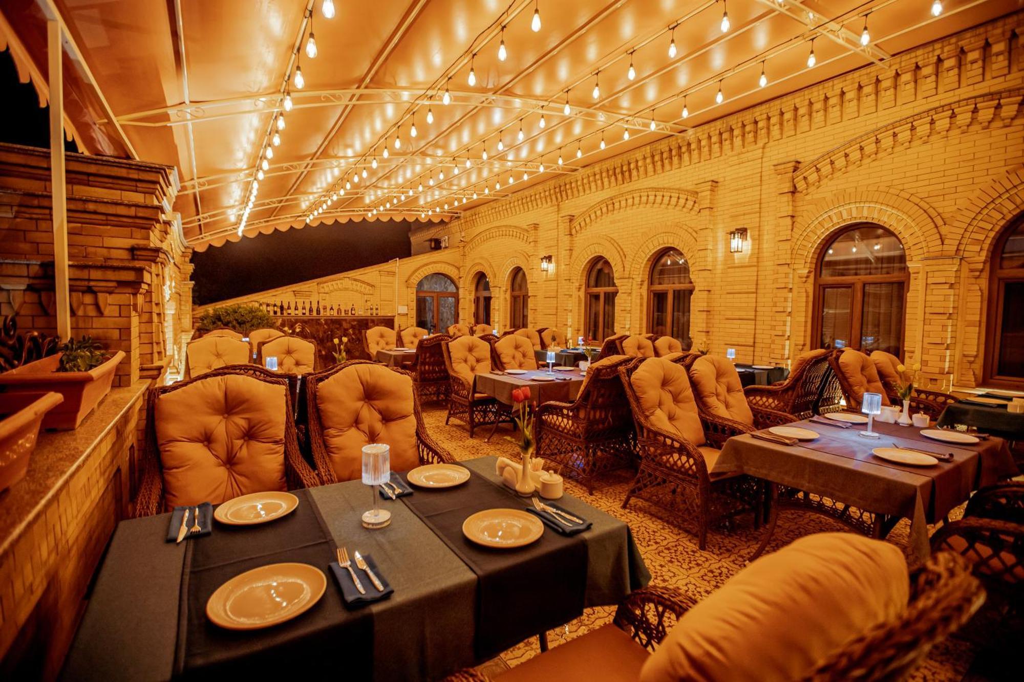 Hotel Silk Road Empire Samarkand Esterno foto
